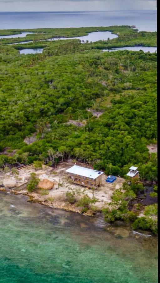 Hostel Villa Luz Beach Tintipan Island Экстерьер фото