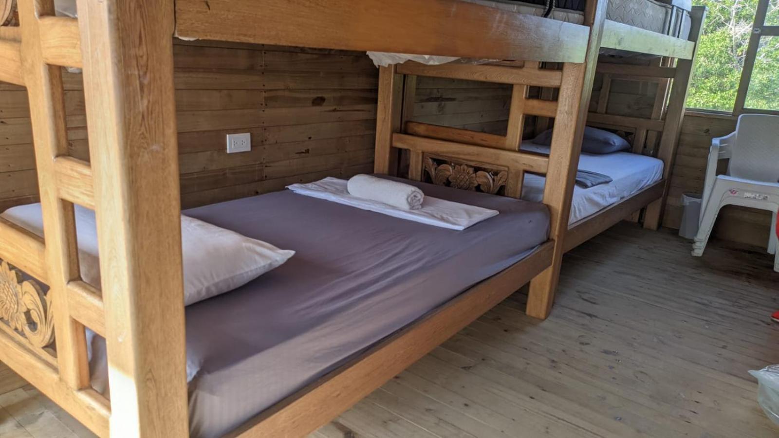 Hostel Villa Luz Beach Tintipan Island Экстерьер фото