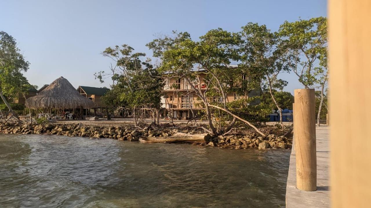 Hostel Villa Luz Beach Tintipan Island Экстерьер фото